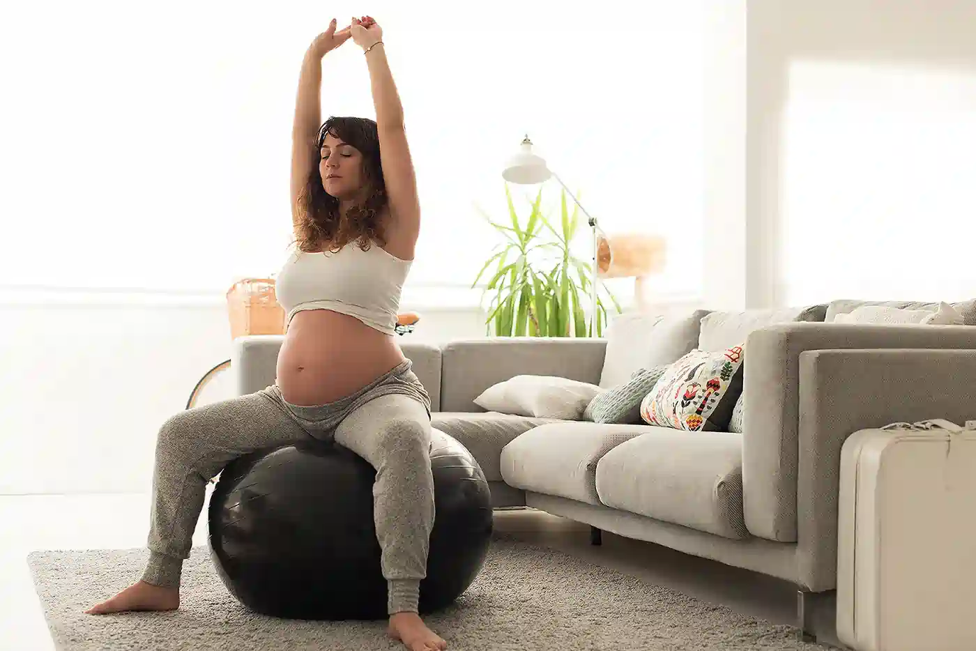 How to Support Your Core Safely During Pregnancy Lancaster